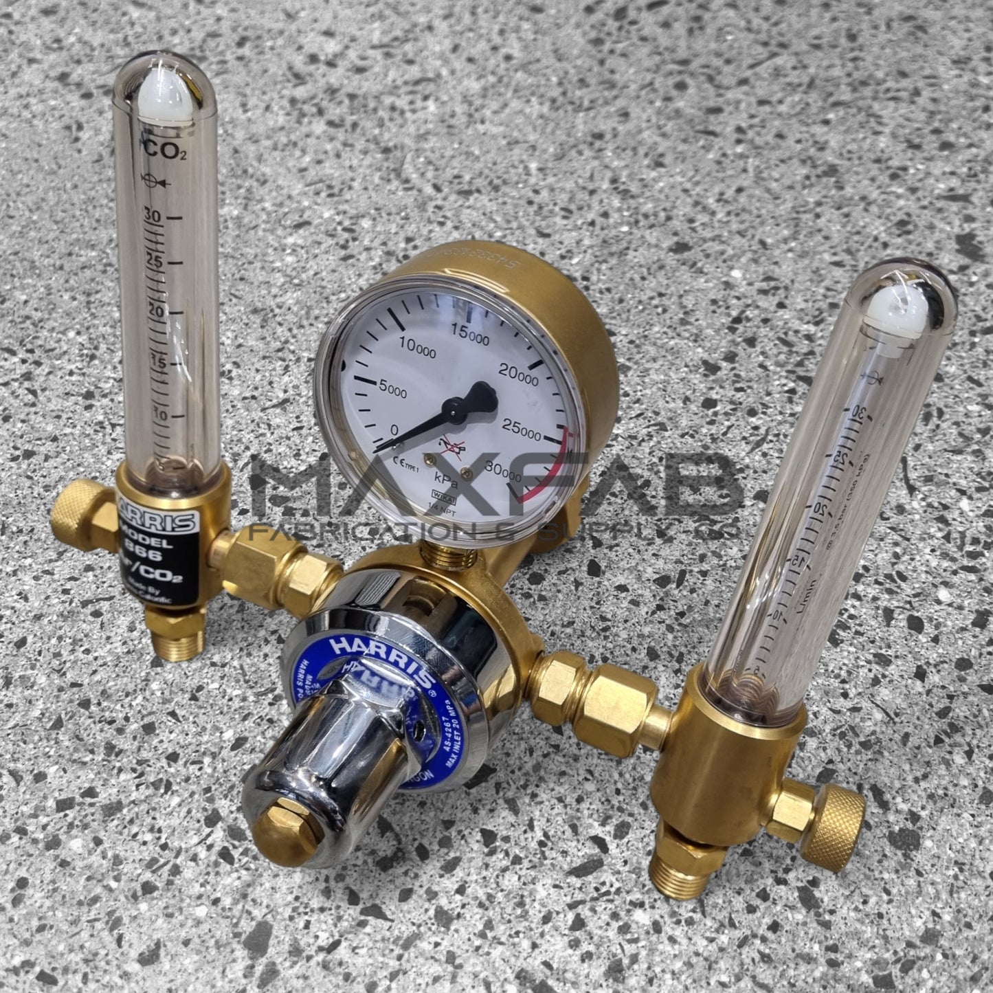 Harris 821 Argon Regulator - Twin 30lpm Flowmeters