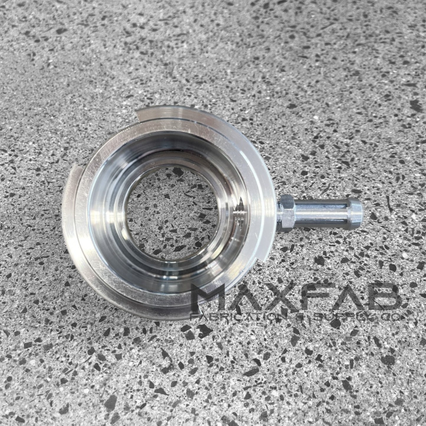 Aluminium filler cap and neck