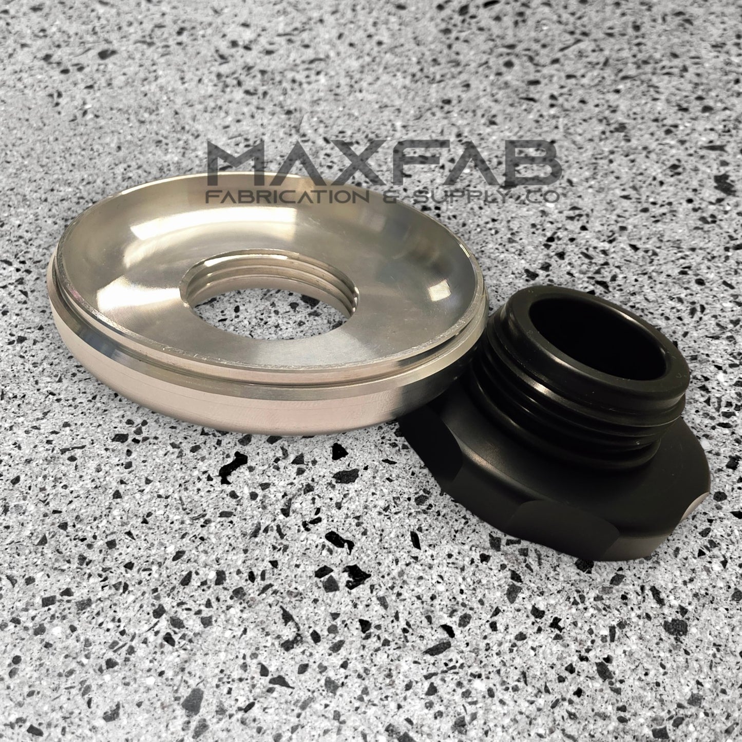 Aluminium filler cap and neck